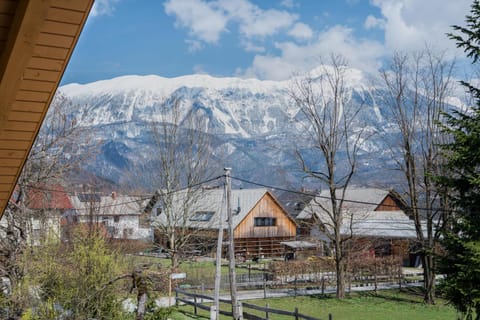View (from property/room), Mountain view