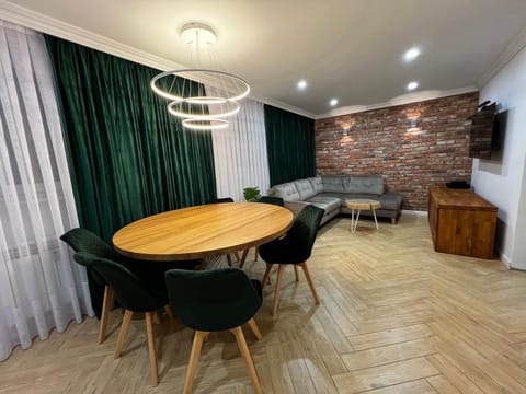 TV and multimedia, Living room, Dining area