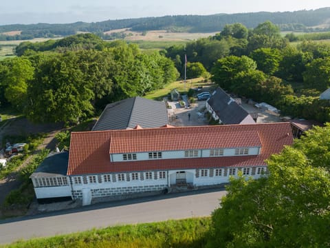 Property building, Bird's eye view, Street view