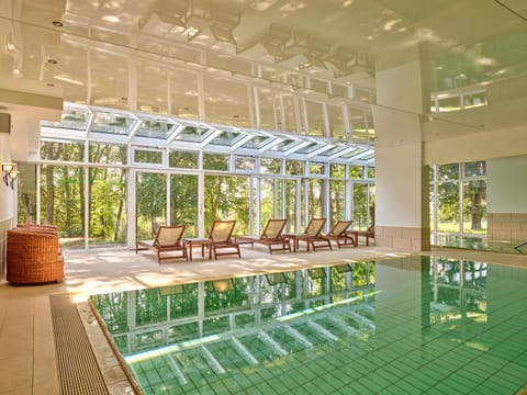 Spa and wellness centre/facilities, Swimming pool