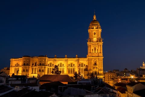Nearby landmark, City view, Street view