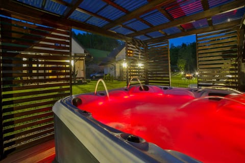 Property building, Night, Natural landscape, Summer, Hot Tub, Balcony/Terrace, Swimming pool