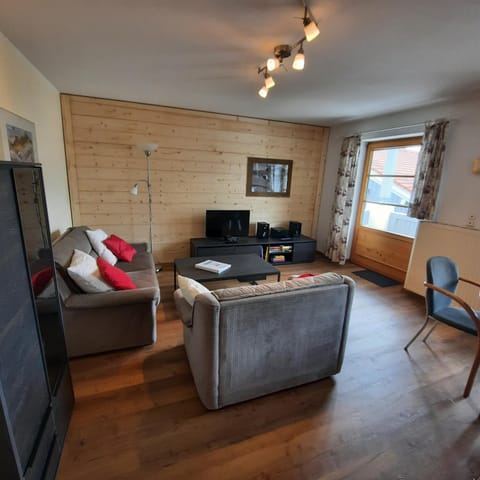 Ferienwohnung Grüner in ruhiger, zentraler Lage von Burgberg im Oberallgäu Apartment in Sonthofen