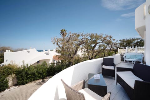 Patio, Balcony/Terrace