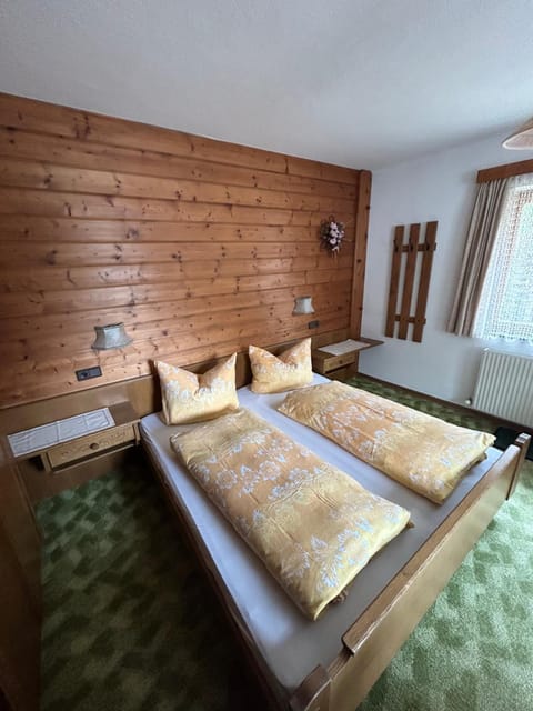 Haus Gletscherblick Bed and Breakfast in Neustift im Stubaital