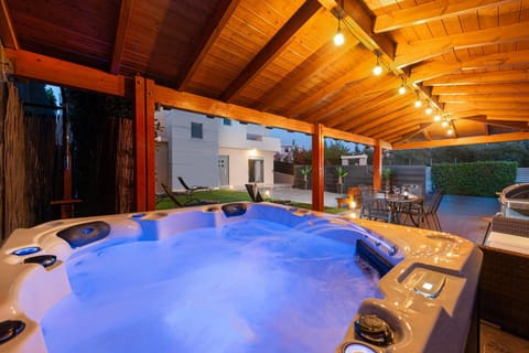 Hot Tub