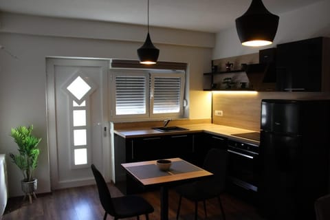 Gold & Black apartment Apartment in Zadar