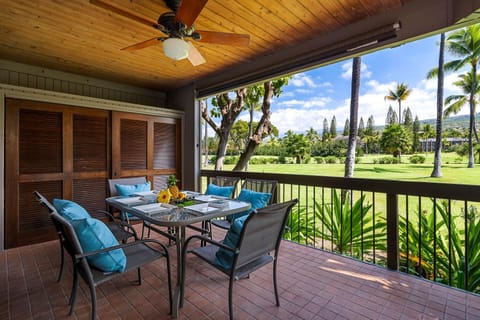 Kanaloa at Kona 1302 Apartment in South Kona