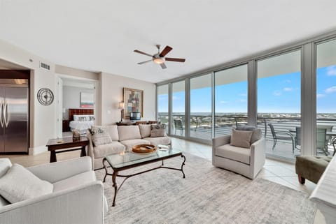 Bella Luna 1009-Luxury Condo-Great Views-Walk to Flora-Bama-Boaters Heaven! Apartment in Ono Island