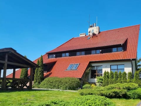 Property building, Garden, Balcony/Terrace, Garden view