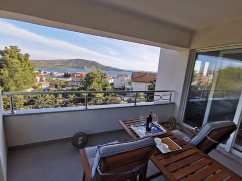 Balcony/Terrace, Seating area, Sea view