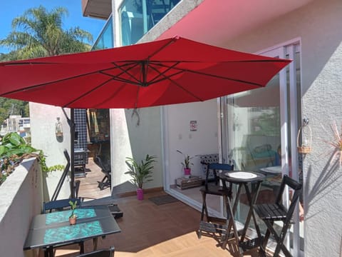 View (from property/room), Balcony/Terrace, Dining area