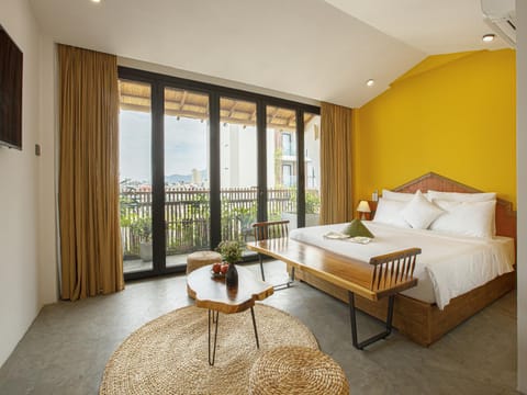 Bed, Living room, Photo of the whole room