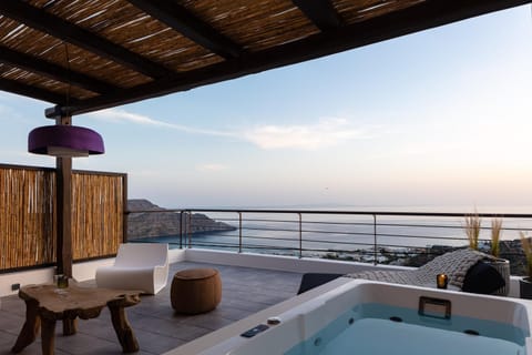 Hot Tub, View (from property/room), Balcony/Terrace, Sea view