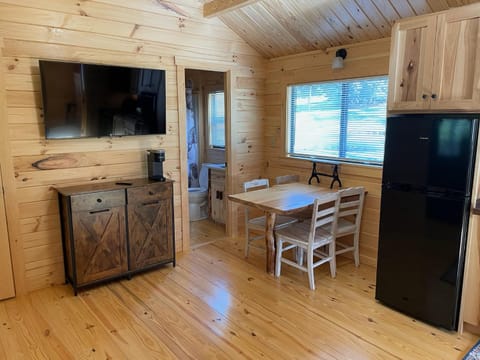 Cobb Creek Cabins Cabin in Tennessee