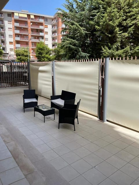 A la gauche! Facoltà Medicina Ospedali Riuniti, Stadio, Università Apartment in Province of Foggia