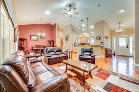 Hike and Explore Graeagle Getaway with Furnished Deck House in Graeagle