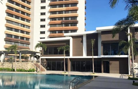 Property building, Swimming pool, Swimming pool
