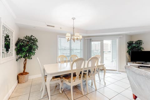 4100 Coastal #102 Apartment in Ocean City