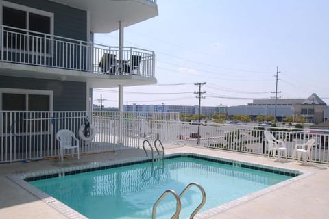 4100 Coastal #102 Apartment in Ocean City
