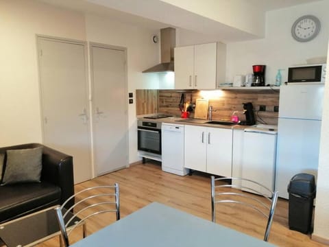 Joyeuse, appartement de 27m2 Apartment in Provence-Alpes-Côte d'Azur