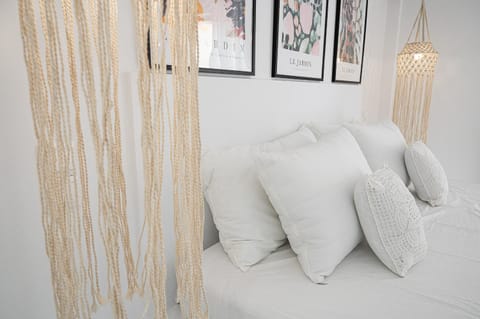 Bed, Decorative detail, Bedroom