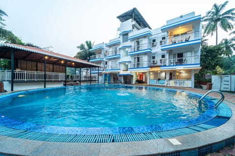 Property building, Swimming pool