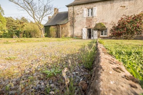 Appartement dans manoir du 17eme Apartment in Brittany