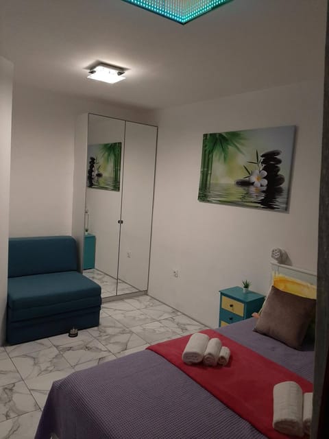 STUDIO APARTMAN LAURA, GAJAC, PAG Apartment in Novalja