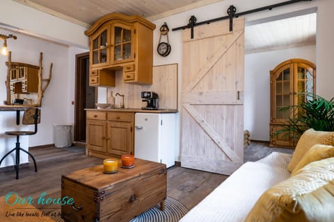 Kitchen or kitchenette, Living room, Seating area