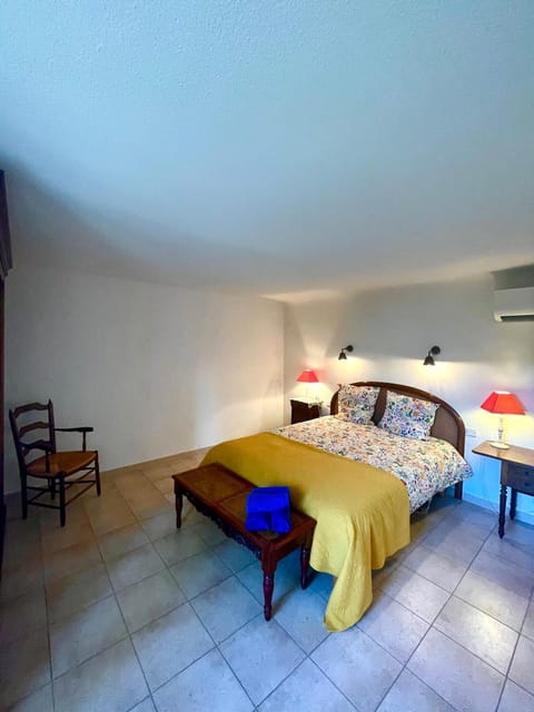 Authentique mas provençal Gémenos House in Gémenos