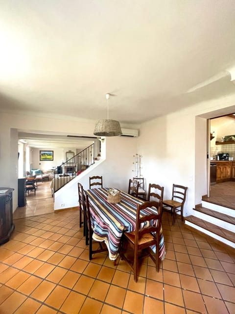 Authentique mas provençal Gémenos House in Gémenos