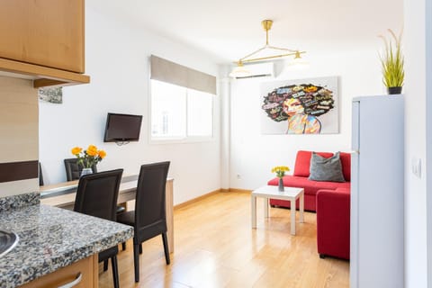 Living room, Dining area
