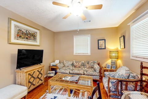 GG's Place House in Atlantic Beach