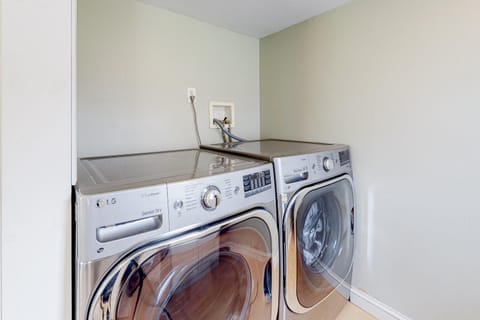 Bluebell Lake Retreat House in Castleton