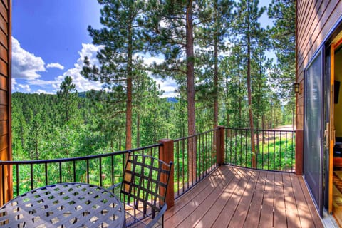 Eagle Crest Nest House in North Lawrence