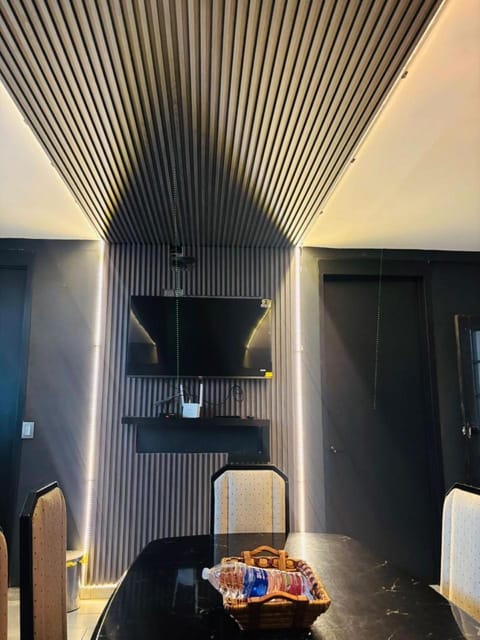 Depa Frente al aeropuerto hasta 12 Huéspedes Apartment in Mexico City