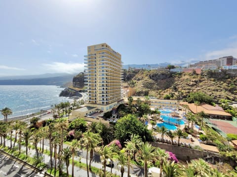 View (from property/room), Mountain view, Sea view