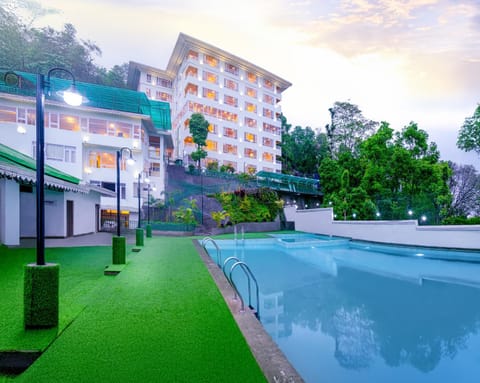 Property building, Swimming pool