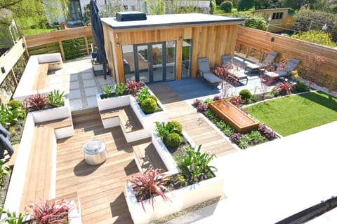 Patio, Spring, Garden, Seating area, Garden view