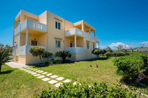 Mari Helen Apartment in Crete