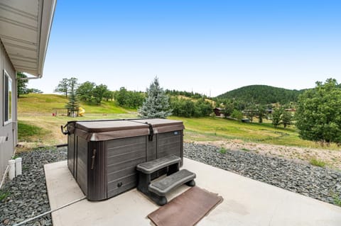 High Country Pool House House in North Lawrence