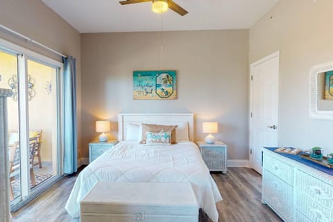 202 - Palms of Treasure Island House in Treasure Island