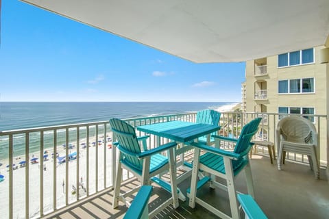 Balcony/Terrace, Seating area, Dining area, Sea view