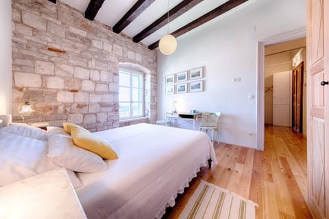 Apartment Lilly (Central, seaview, heritage) Apartment in Vis