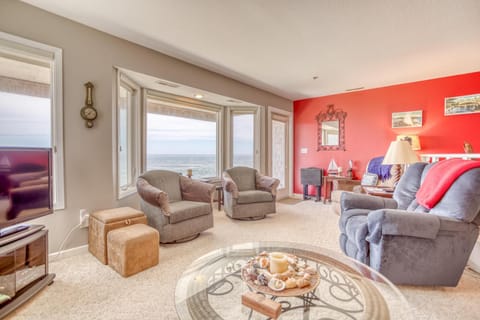 Whalers Rest House in Depoe Bay