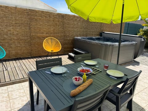 Garden, Spa and wellness centre/facilities