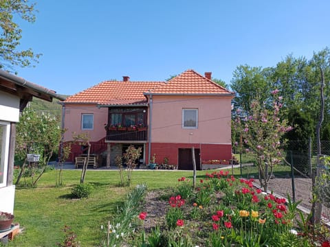 Kuca Jablansko Polje House in Serbia