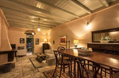 Kyparissia Old Town Lodge with amazing sea view House in Messenia