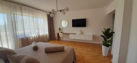 TV and multimedia, Bedroom